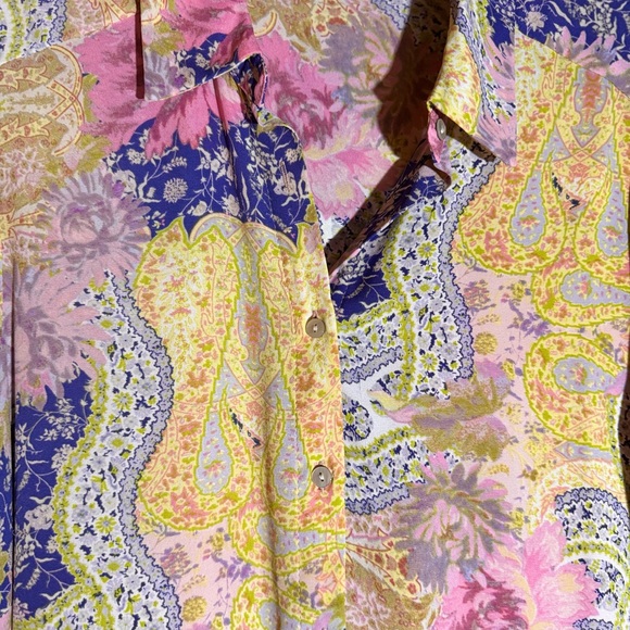 👚$5 DEAL👚Rose & Olive Multicolor Paisley Semi Sheer Blouse - Picture 4 of 7